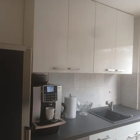 Prázdninový dům Fully Furnished 3-room Ground-floor *